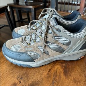 Hi-Tec Men’s Shoes Size 13